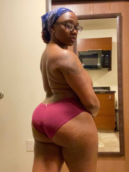 @miilfy_starr