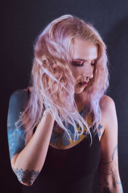 @lizzieblahova