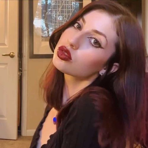 Madi - bighoneybuns OnlyFans