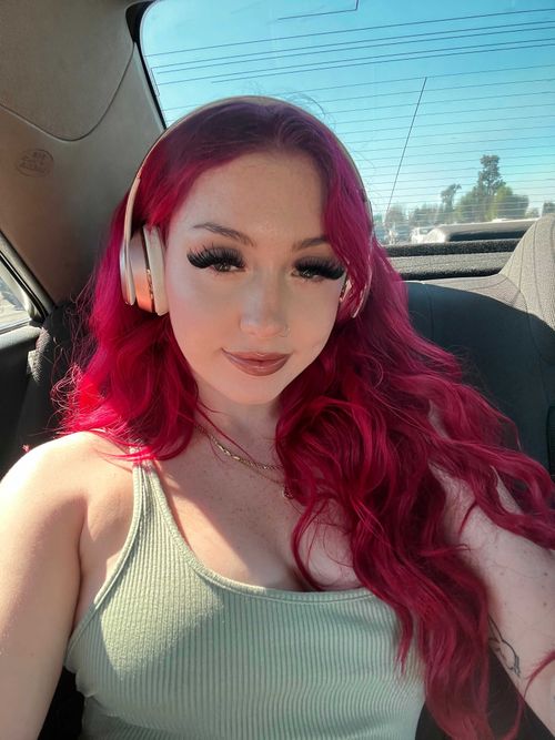 Arietta Adams - ariettaadamsxxx OnlyFans