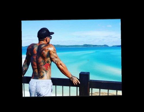 @inkedmuscleboy