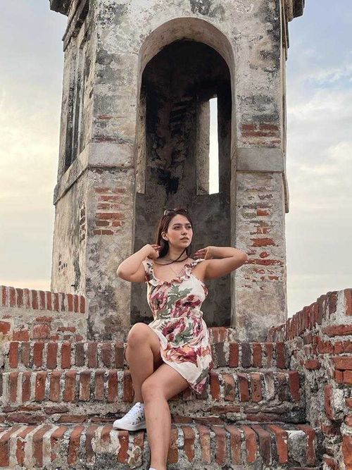 Laura - laura3_3 OnlyFans