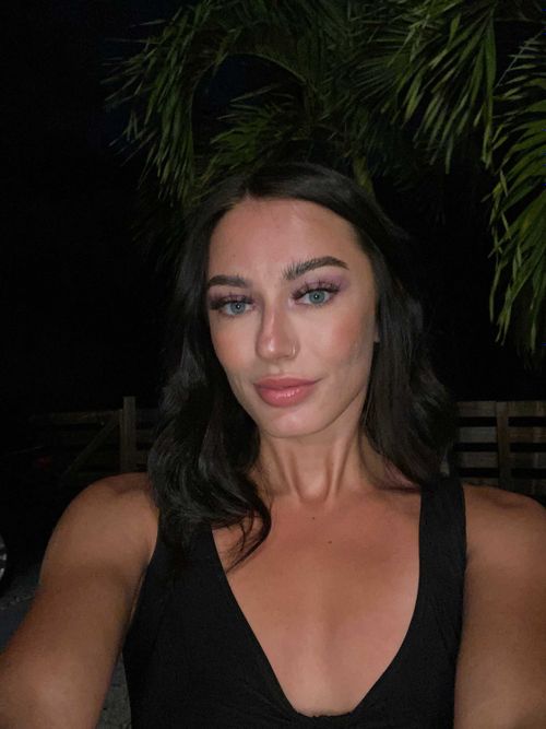 Legendary Rella - legendaryrella OnlyFans
