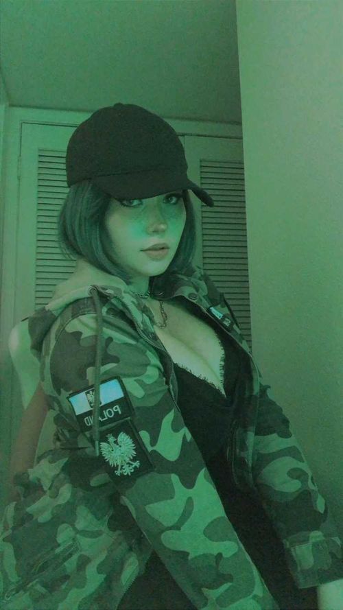 Ellie - aestheticallydorky OnlyFans