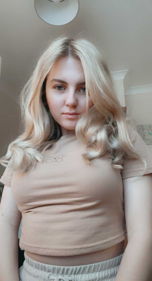 Baby bunny 🐰 - bunnybunbun OnlyFans