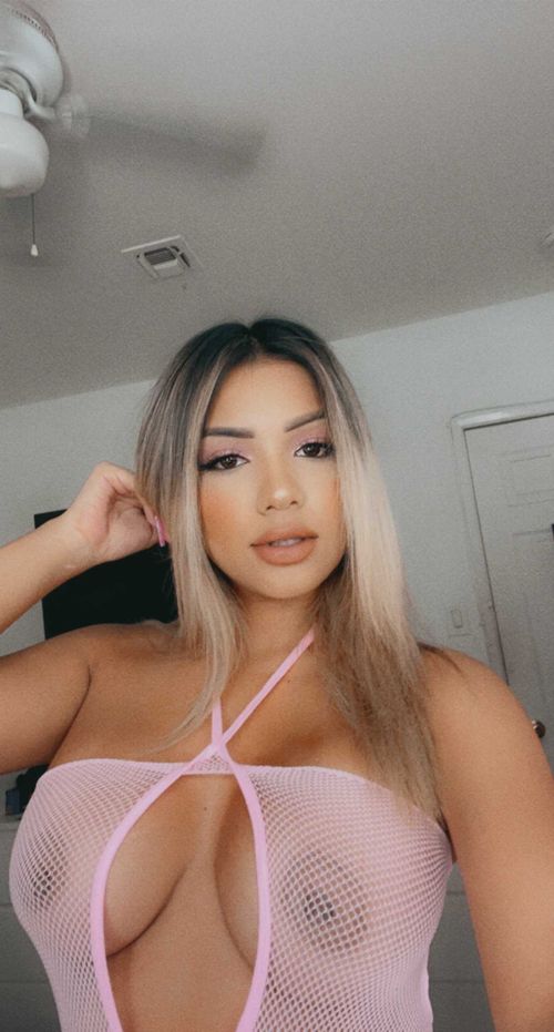 Laura Reyes 🔥 - lau.reyess OnlyFans