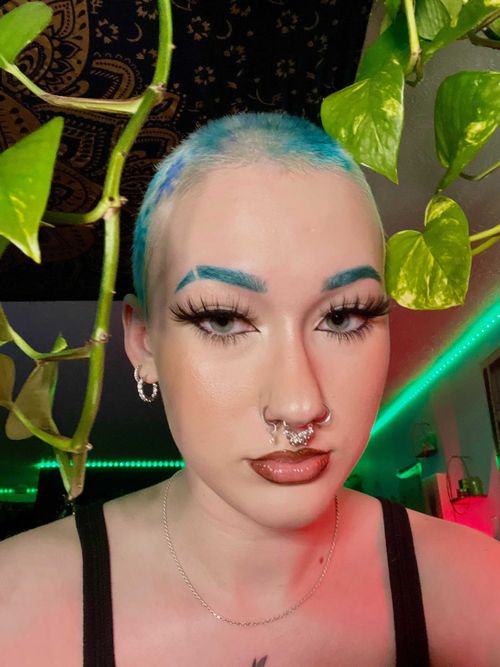 Baldie Bimbo - theebaldiebimbo OnlyFans